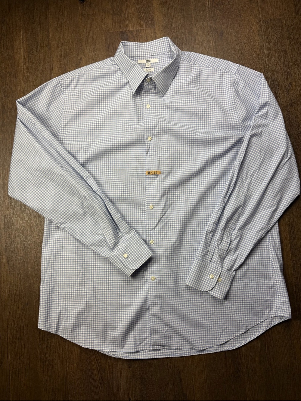 Uniqlo Men's Blue and White Micro-Check Dress Shirt